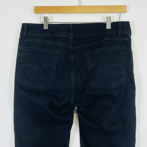 Wrangler Black Dark Wash Bootcut Logo Pockets Denim Jeans Juniors 11 x 32 - Picture 5 of 7